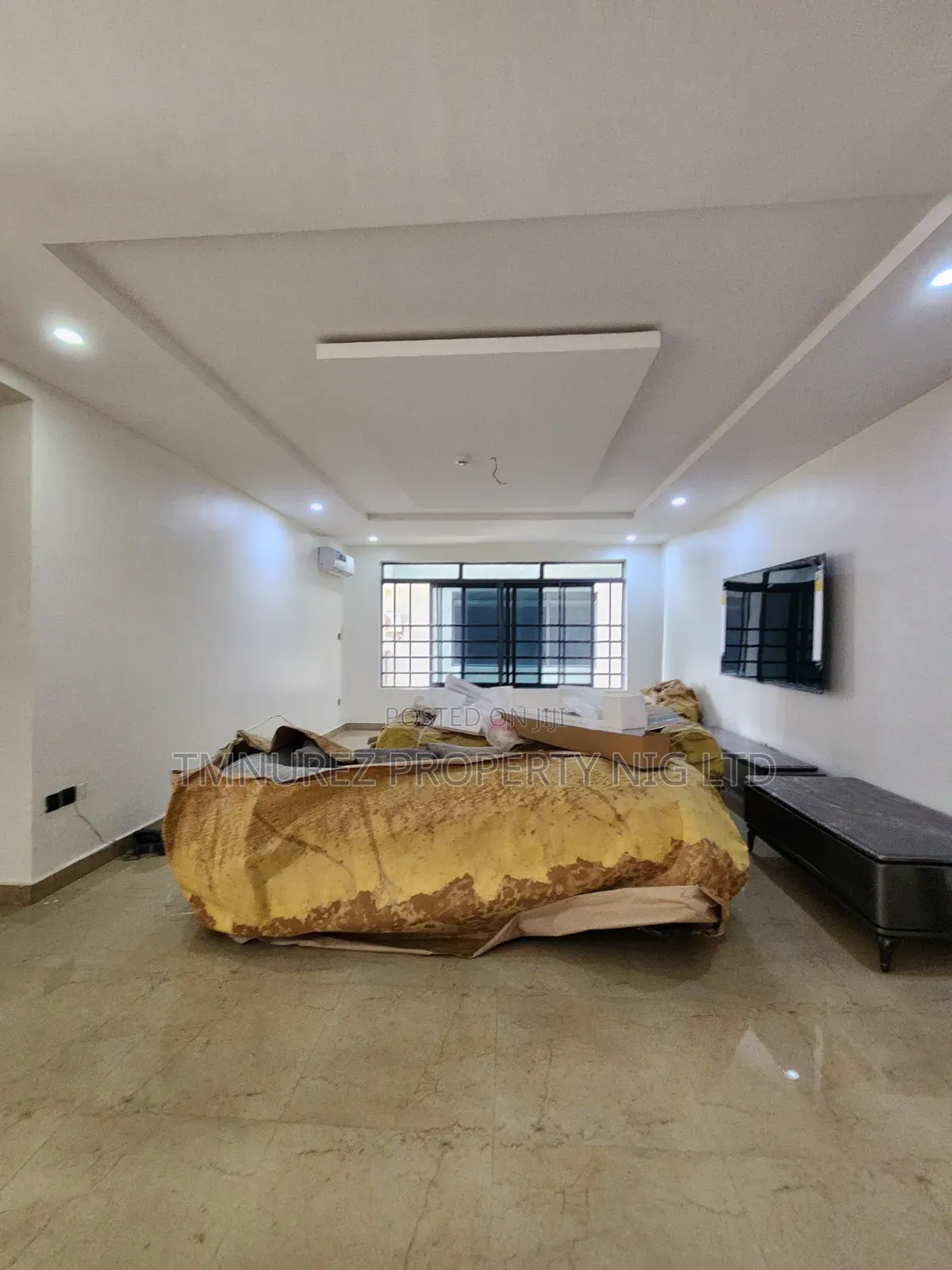 Furnished 3bdrm Apartment in Kofo Abayomi for sale in Kofo Abayomi