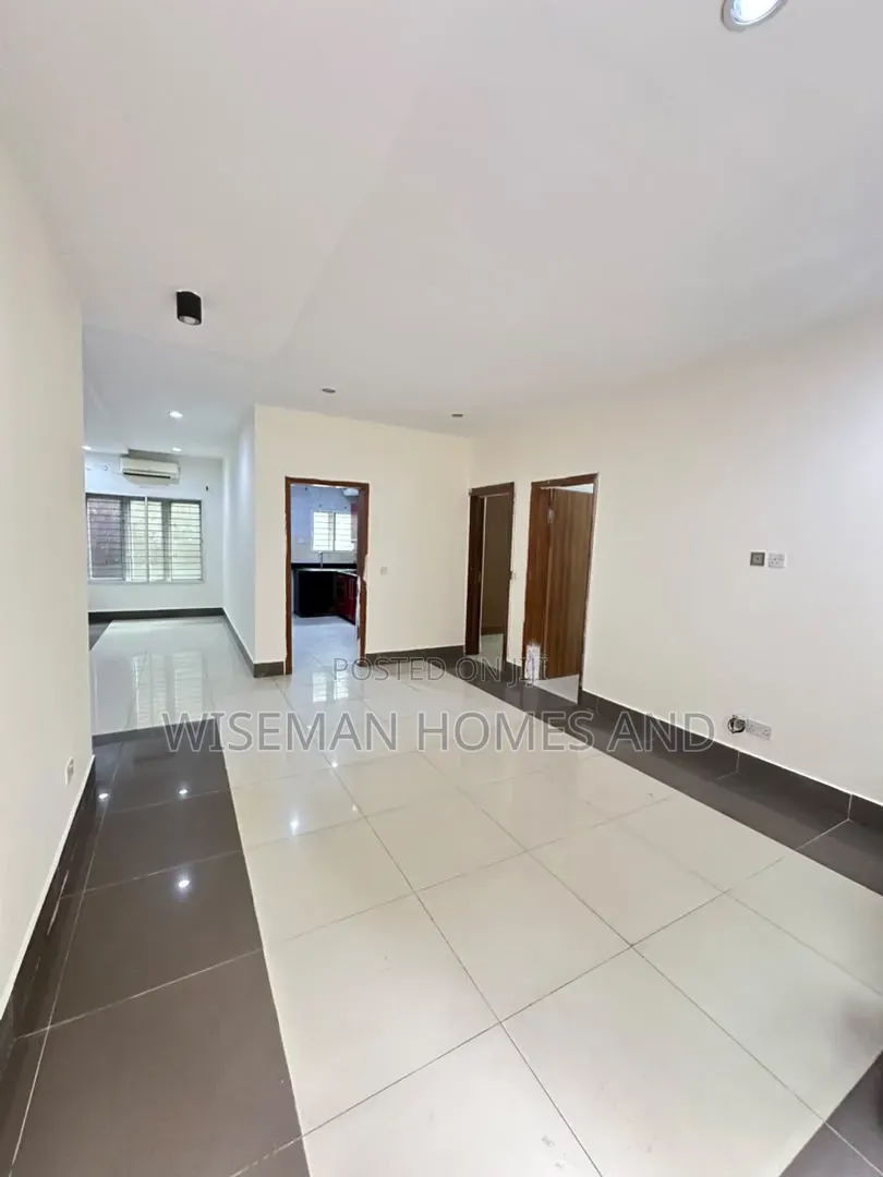 Studio Apartment in Maruwa Lekki Phase 1 for rent in Lekki Phase 1
