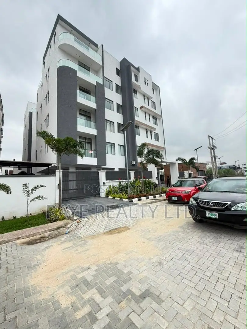 3bdrm Apartment in Ikate for sale in Ikate