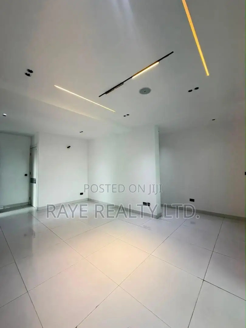3bdrm Apartment in Ikate for sale in Ikate