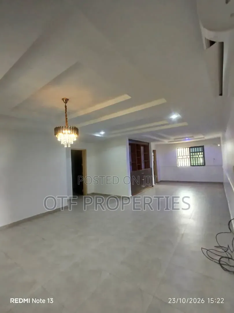 3bdrm Apartment in Jahi Gilmore Abuja for rent in Jahi