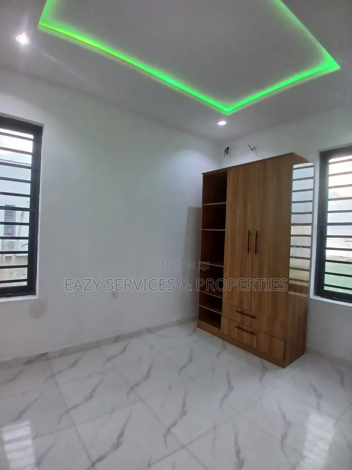 4bdrm Duplex in Access Control, Off Lekki-Epe Expressway for sale in Off Lekki-Epe Expressway