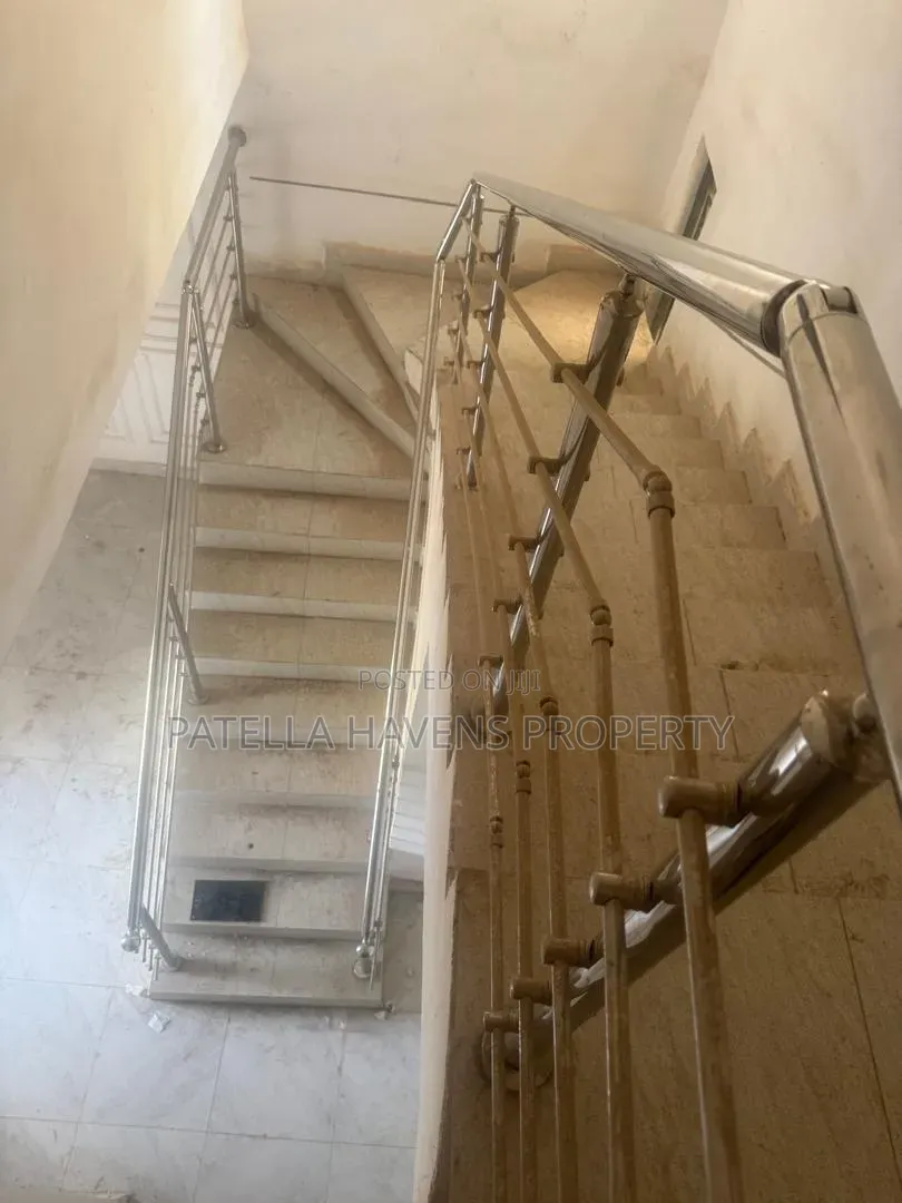 3bdrm Duplex in Apo Resettlement for sale in Apo Resettlement