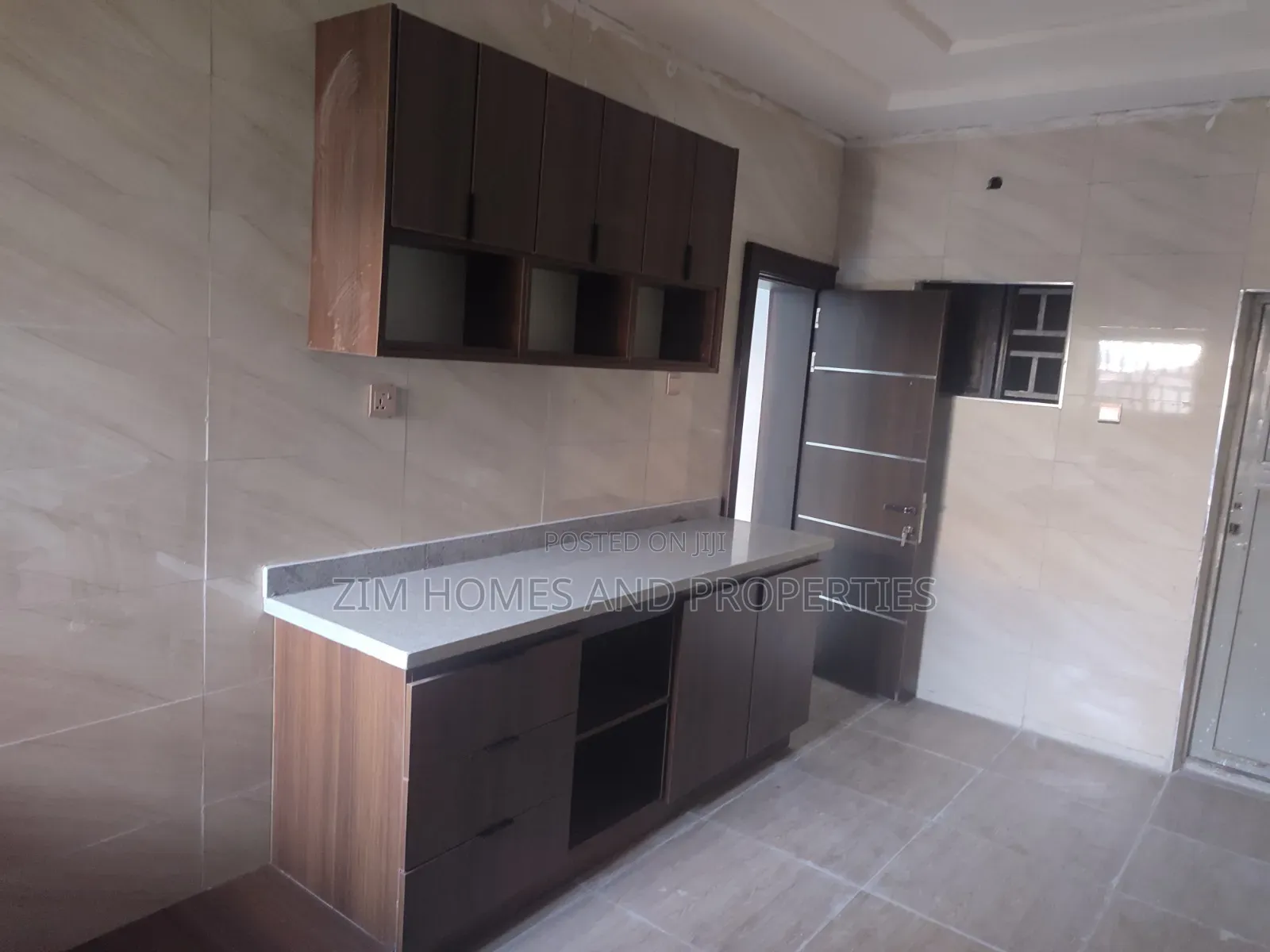 3bdrm Duplex in Zim Homes And, Area 11 for rent in Area 11