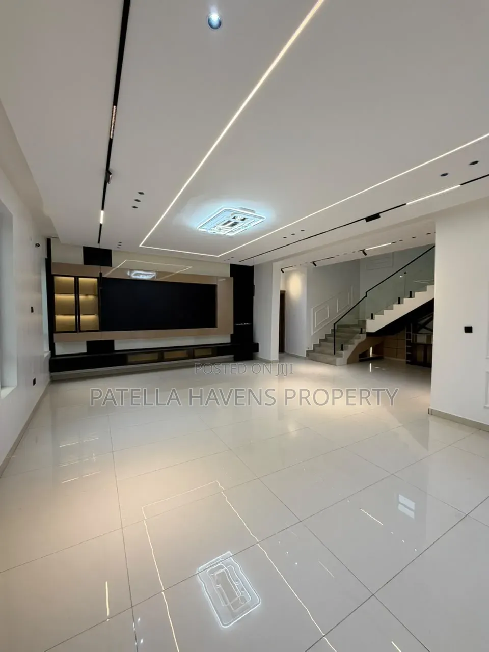 5bdrm Duplex in Lokogoma for sale in Lokogoma