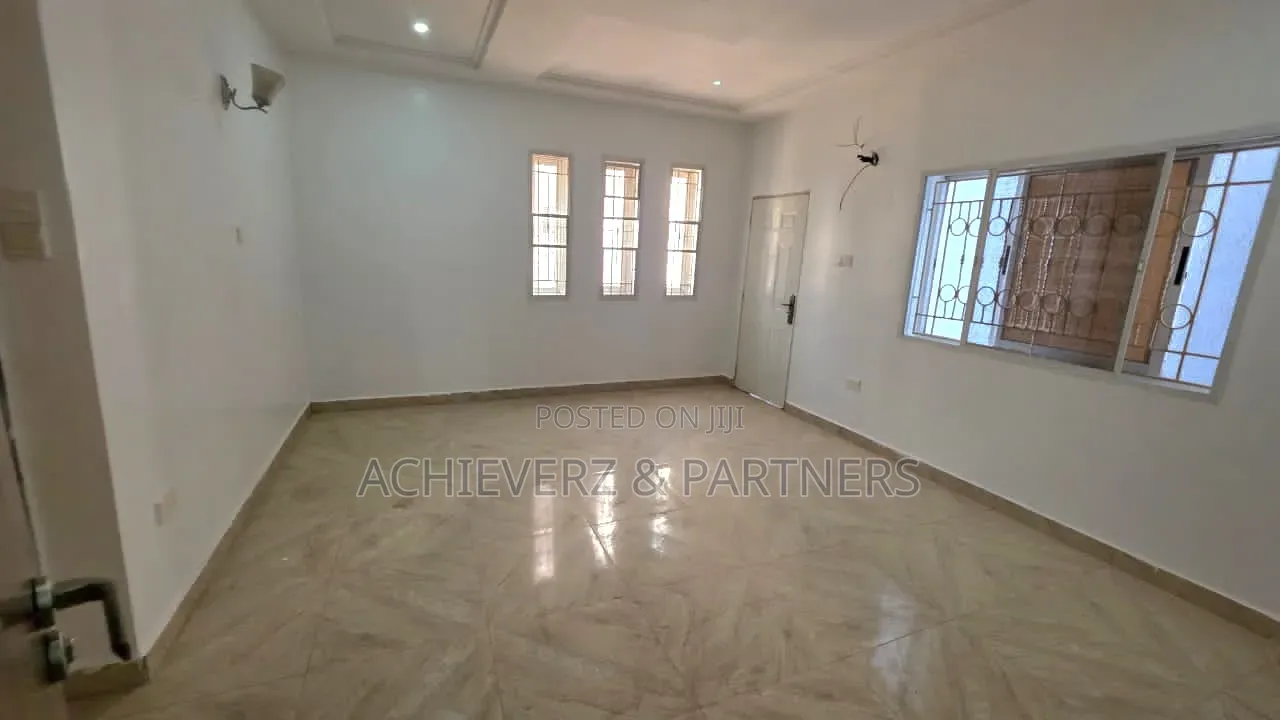 5bdrm Duplex in Guzape District for rent in Guzape District