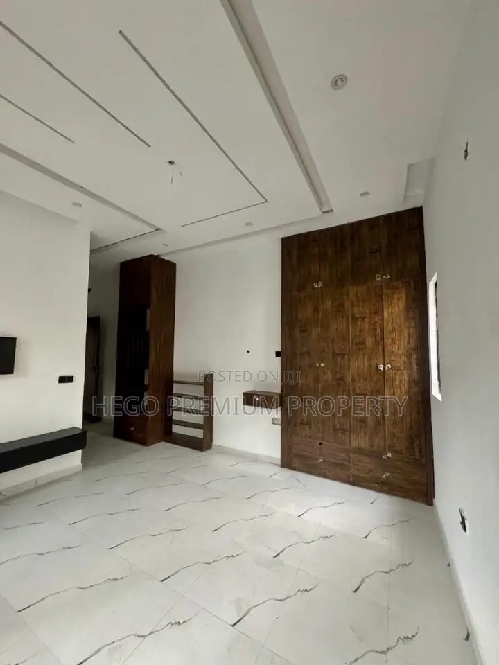 3bdrm Bungalow in Omaro Estate, Obio-Akpor for sale in Obio-Akpor