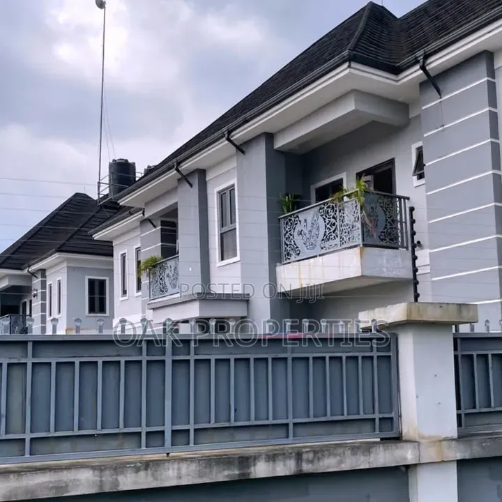 4 Units of 2 Bedroom Apartment for Office Use in GRA Phase 3 / Port-Harcourt