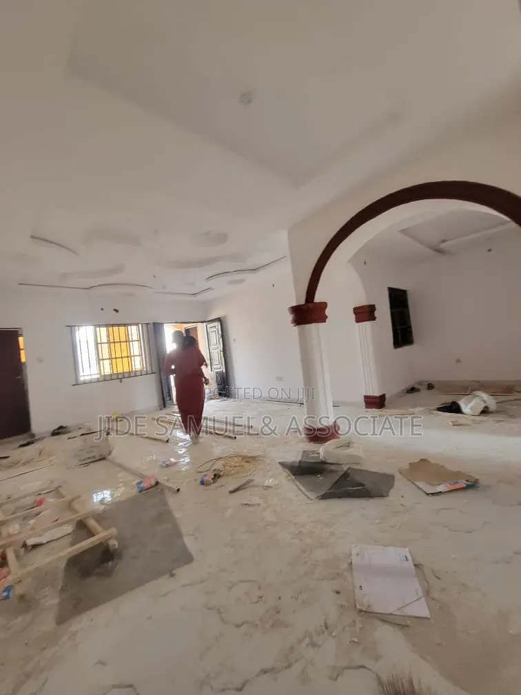 Furnished 3bdrm Block of Flats in Ayobo for rent in Ayobo