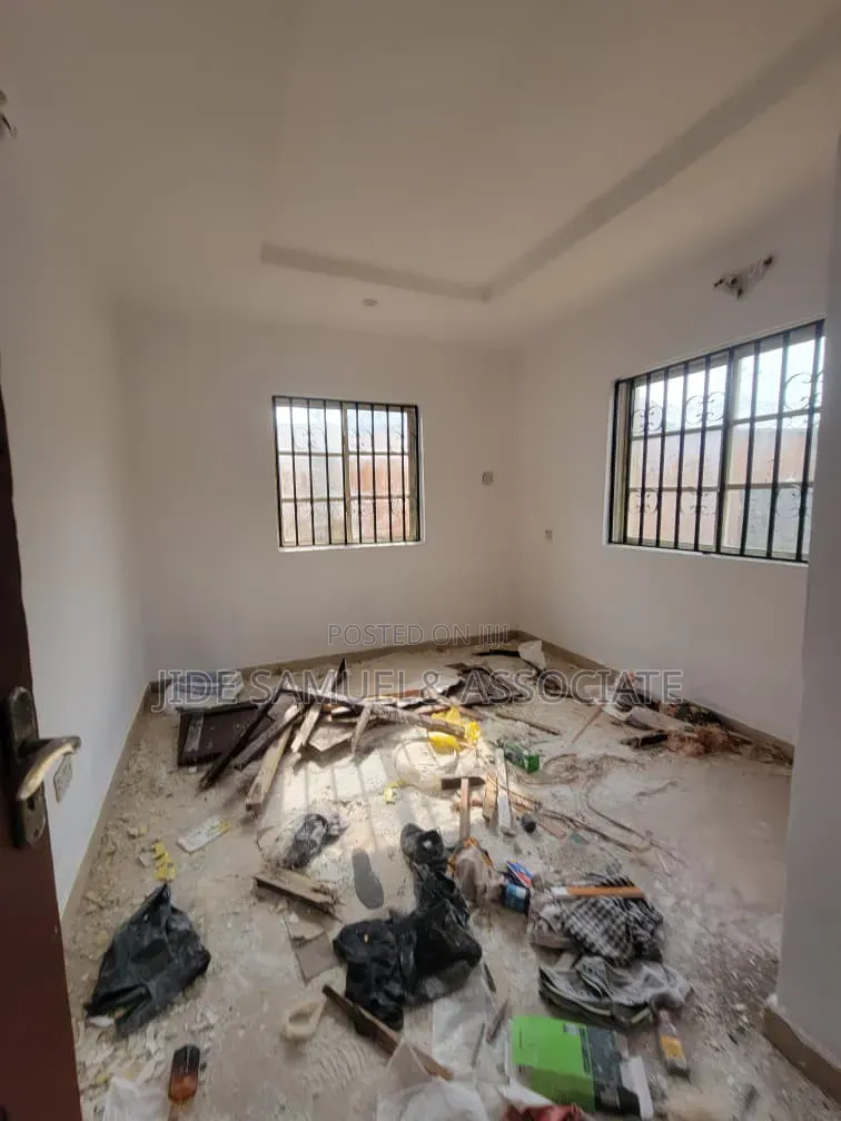 Furnished 3bdrm Block of Flats in Ayobo for rent in Ayobo