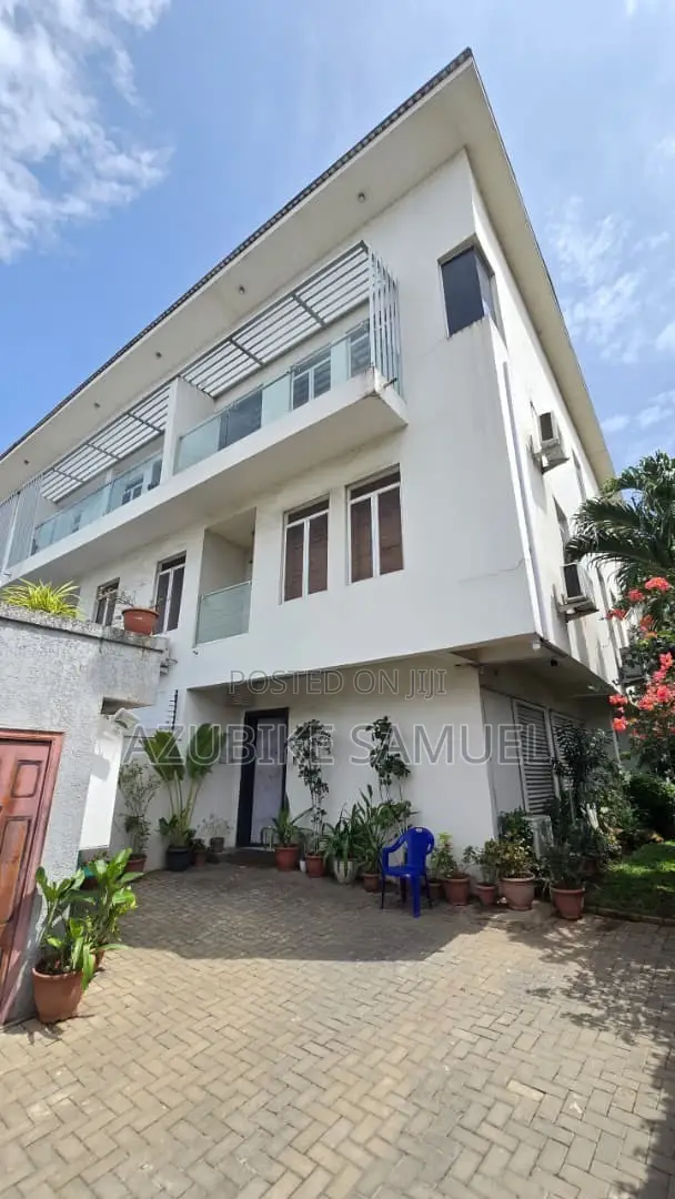Furnished 4bdrm Duplex in Ikate Opposite Earl for rent in Ikate