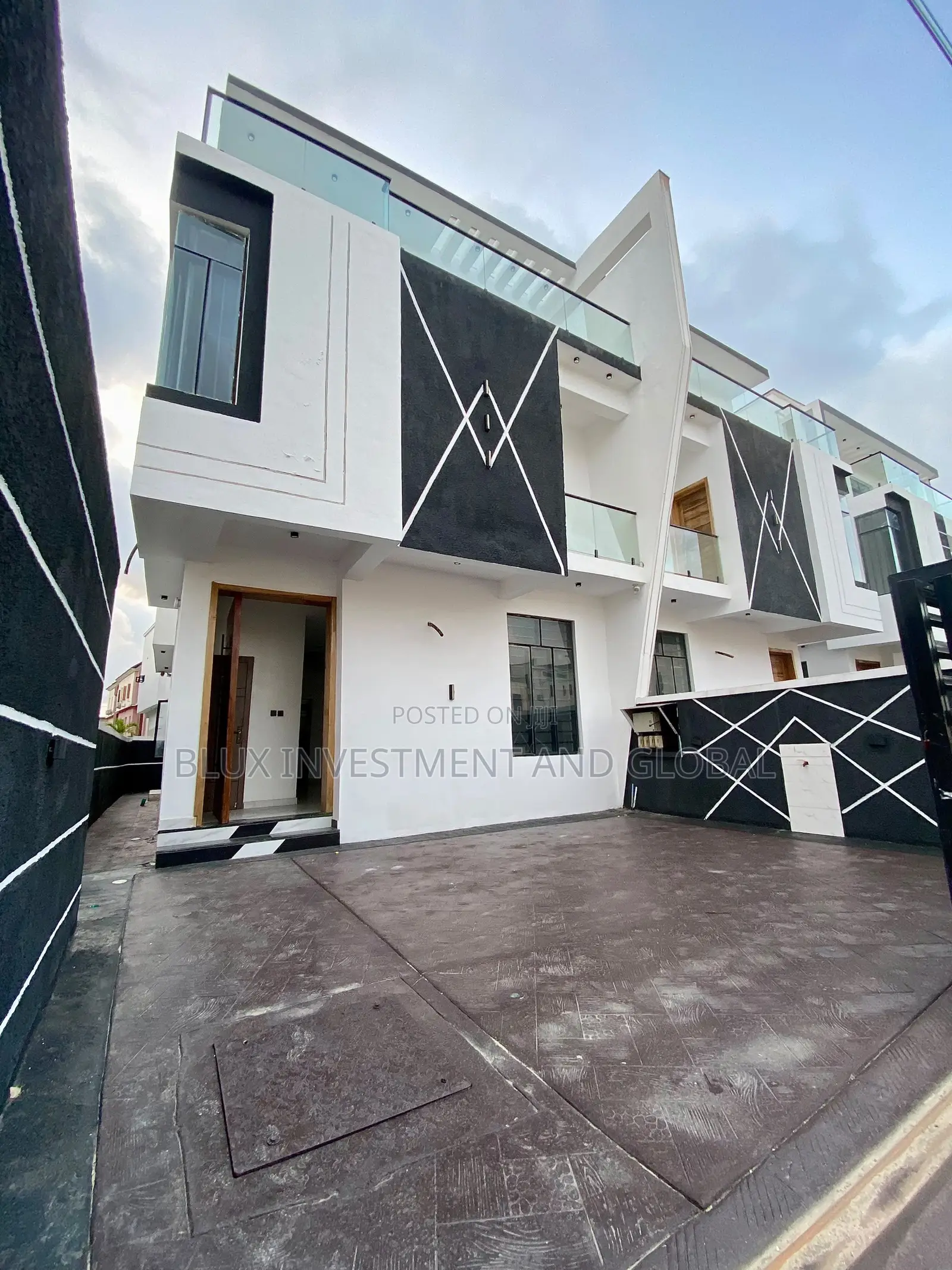 4bdrm House in Chevron for sale in Chevron