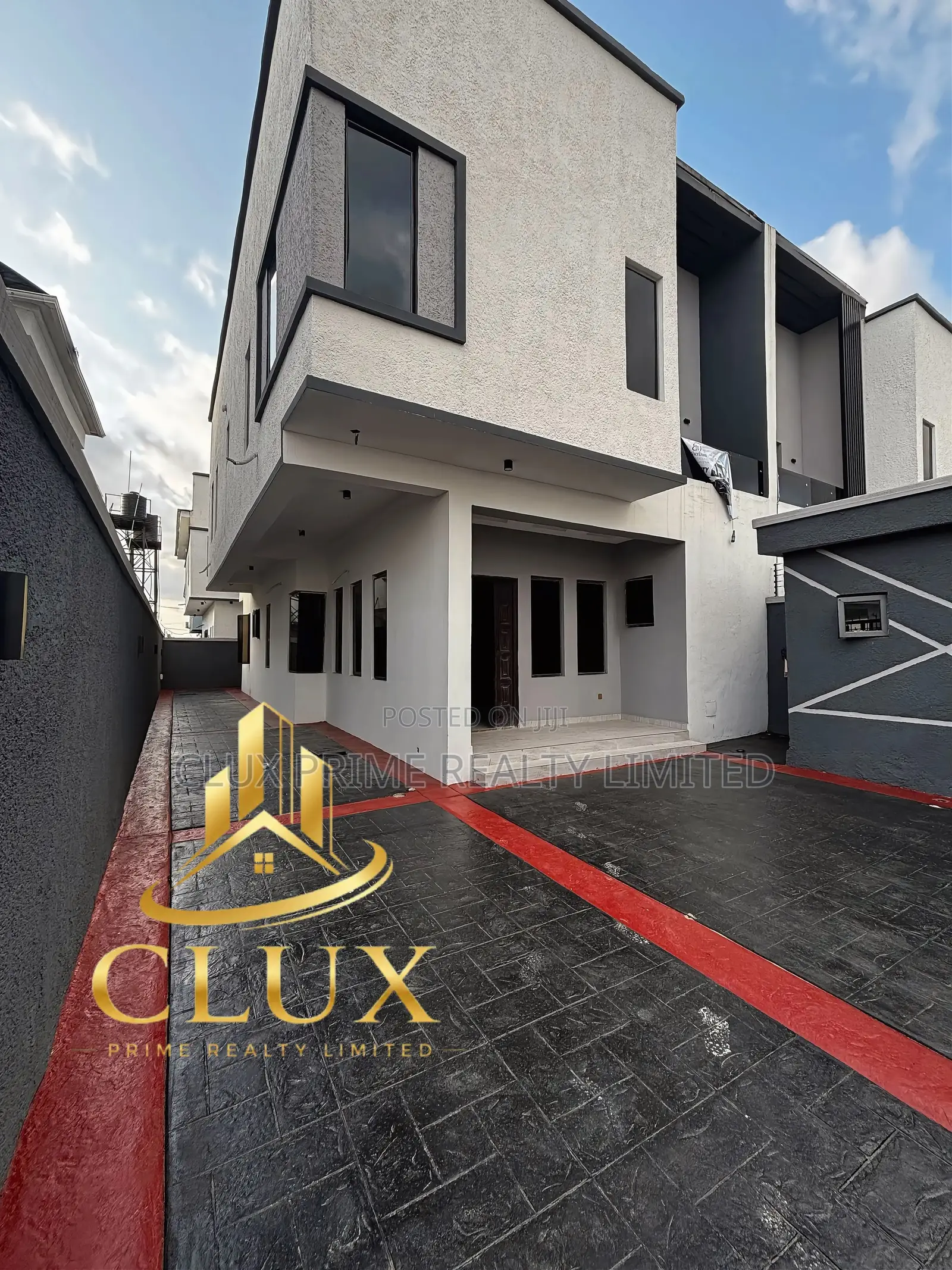 4bdrm Duplex in Sangotedo for sale in Sangotedo