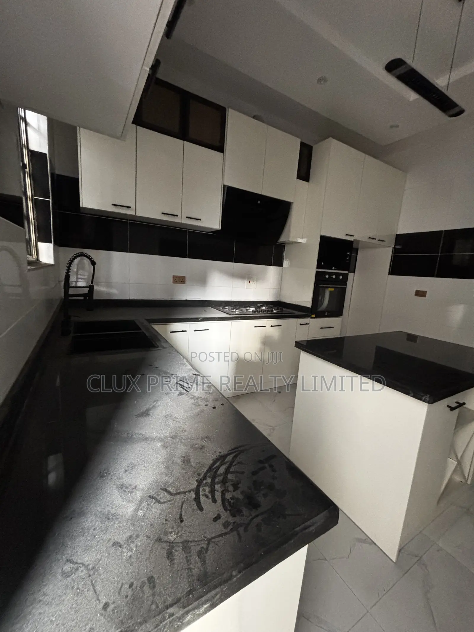 4bdrm Duplex in Sangotedo for sale in Sangotedo