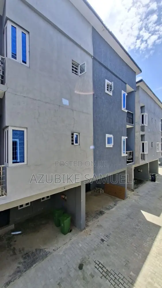 4bdrm Townhouse / Terrace in Bella Court Ikate for rent in Ikate