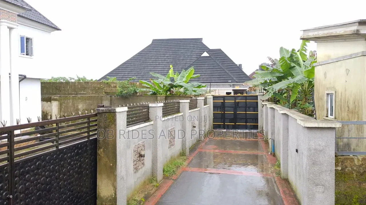 771.249 Square Meters Surveyed Free From Encumberance. in Uyo