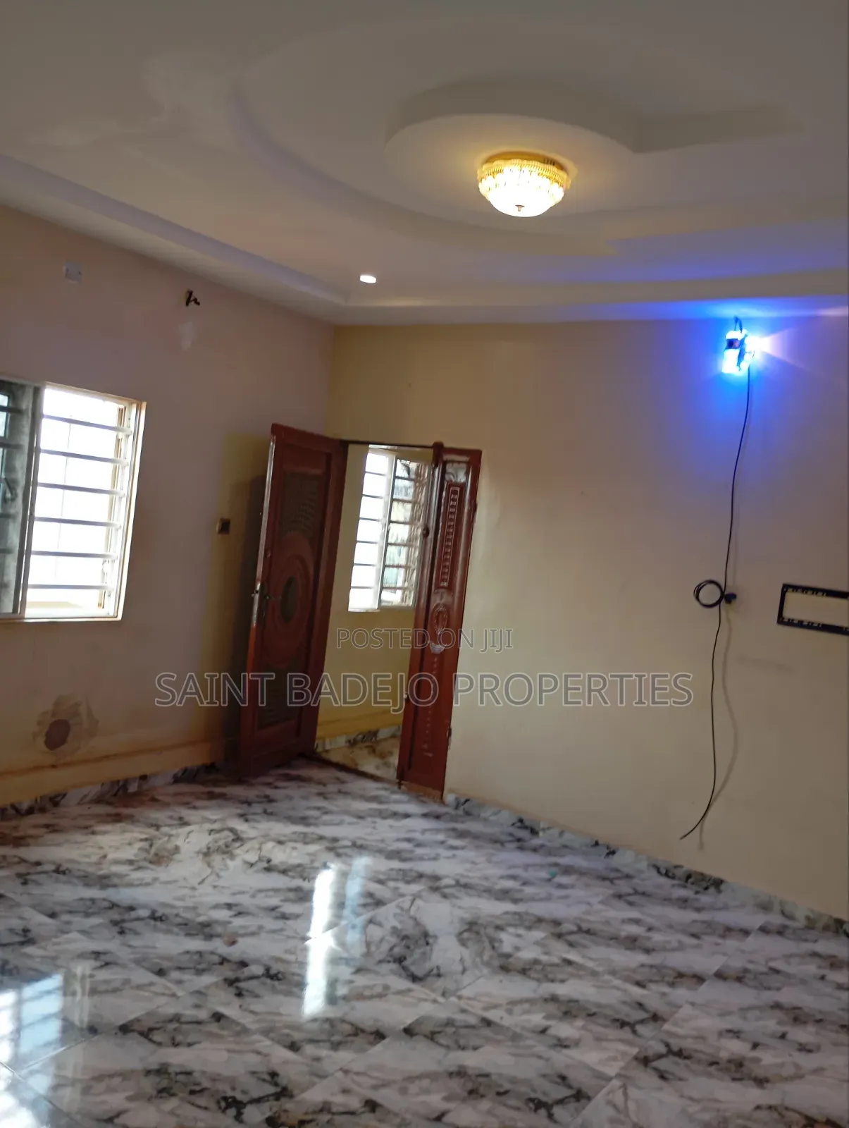 1bdrm Block of Flats in Chief Tiamiyu Raji, Gberigbe for rent in Gberigbe