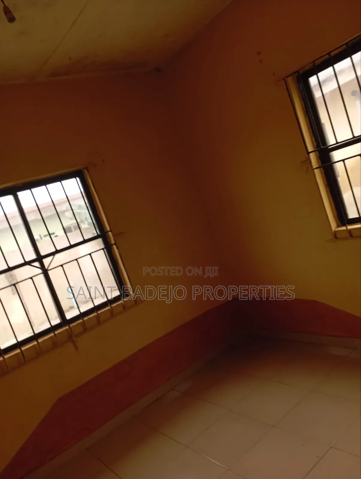 2bdrm Block of Flats in White-House Area., Gberigbe for rent in Gberigbe