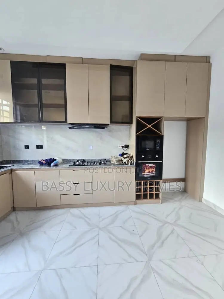 4bdrm Duplex in Abraham Adesanya for sale in Abraham Adesanya