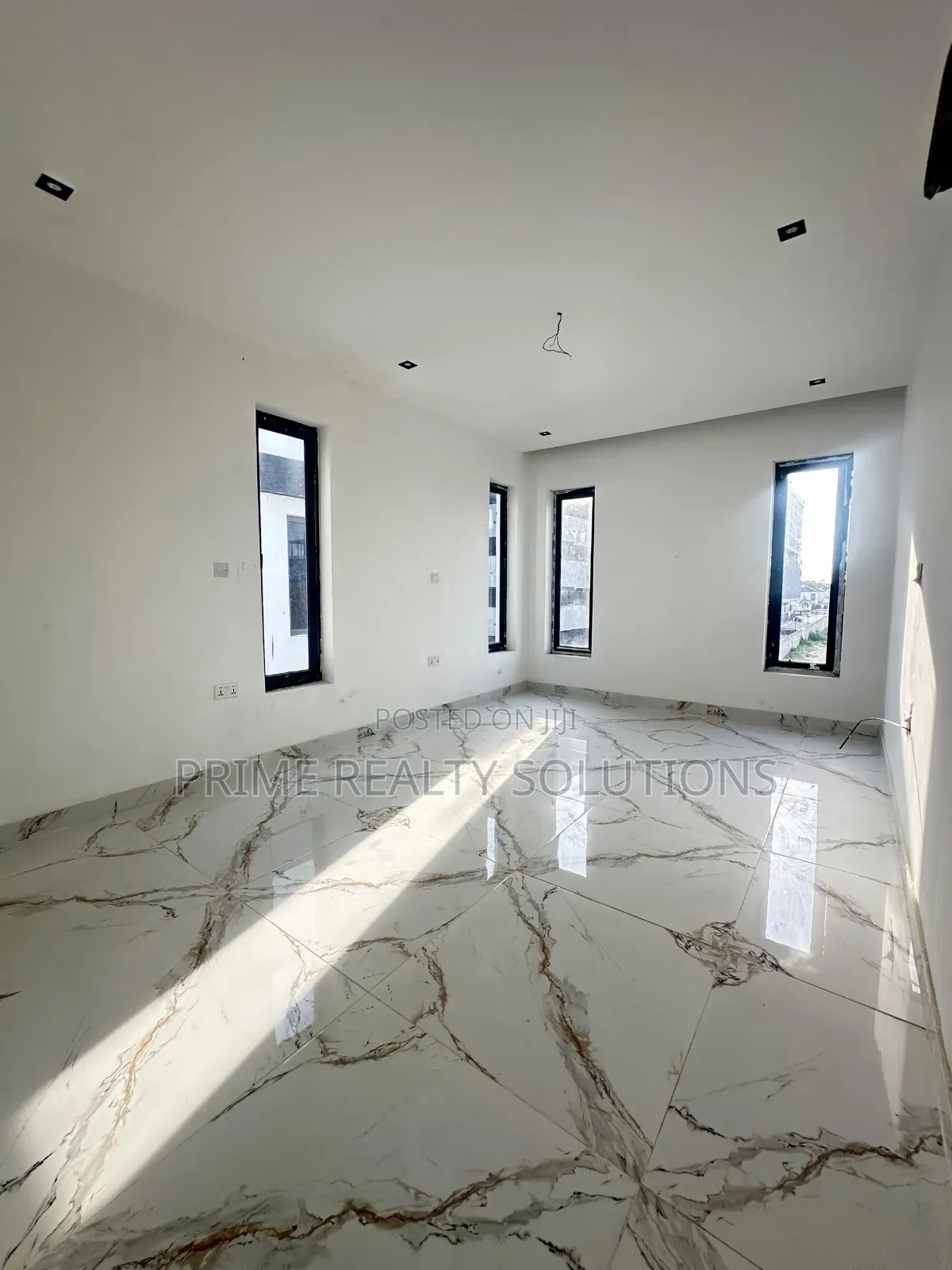 3bdrm Apartment in Lekki Phase for sale in Lekki Phase 1