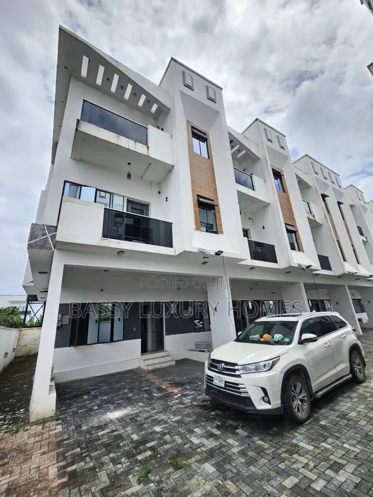 4bdrm Duplex in Abraham Adesanya for sale in Abraham Adesanya