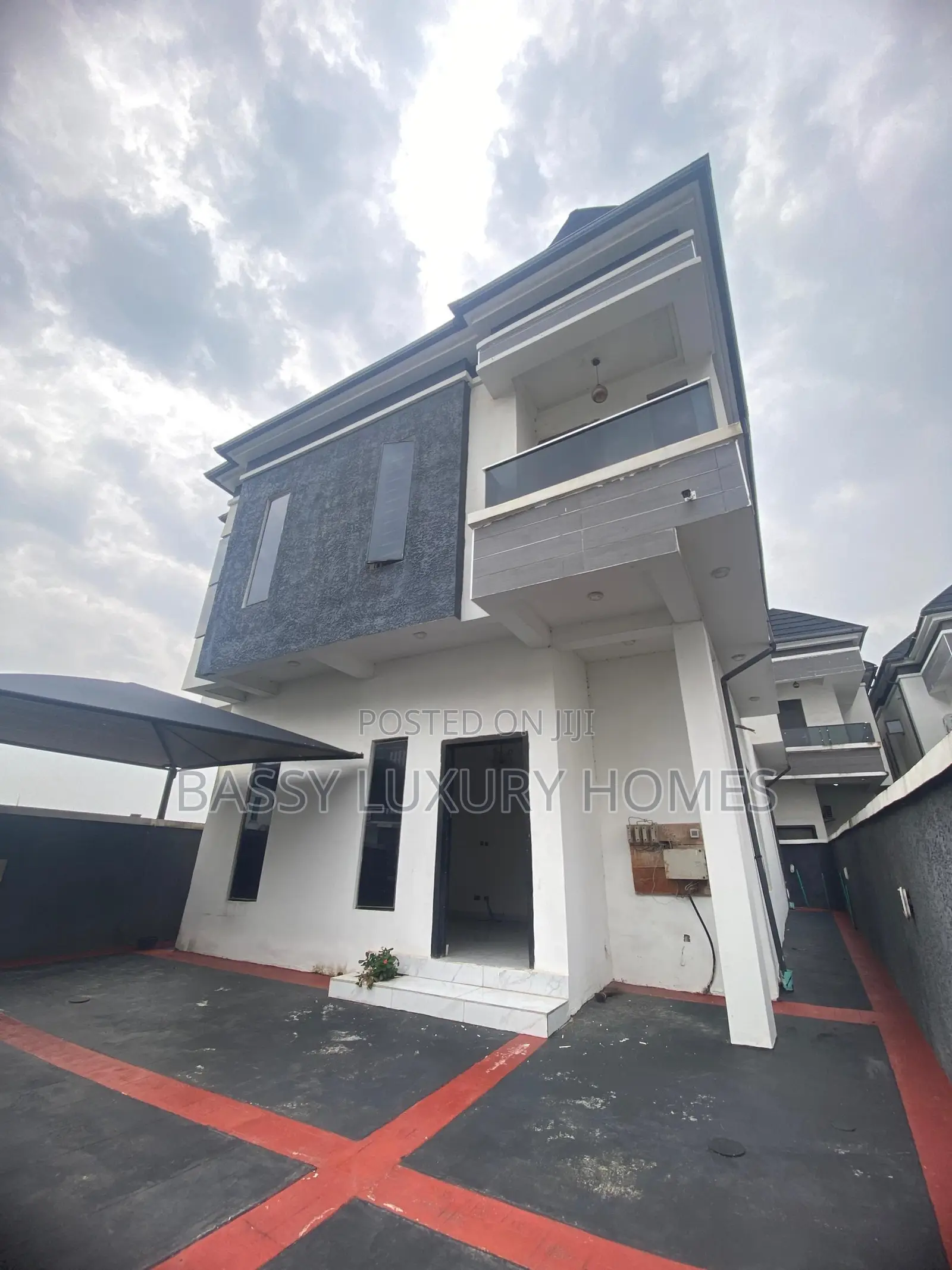 4bdrm Duplex in Lekki for sale in Lekki