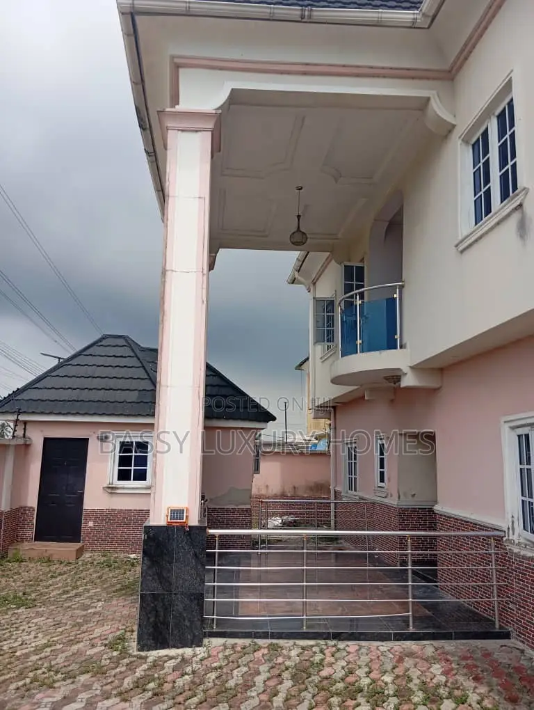 4bdrm Duplex in Badore for sale in Badore