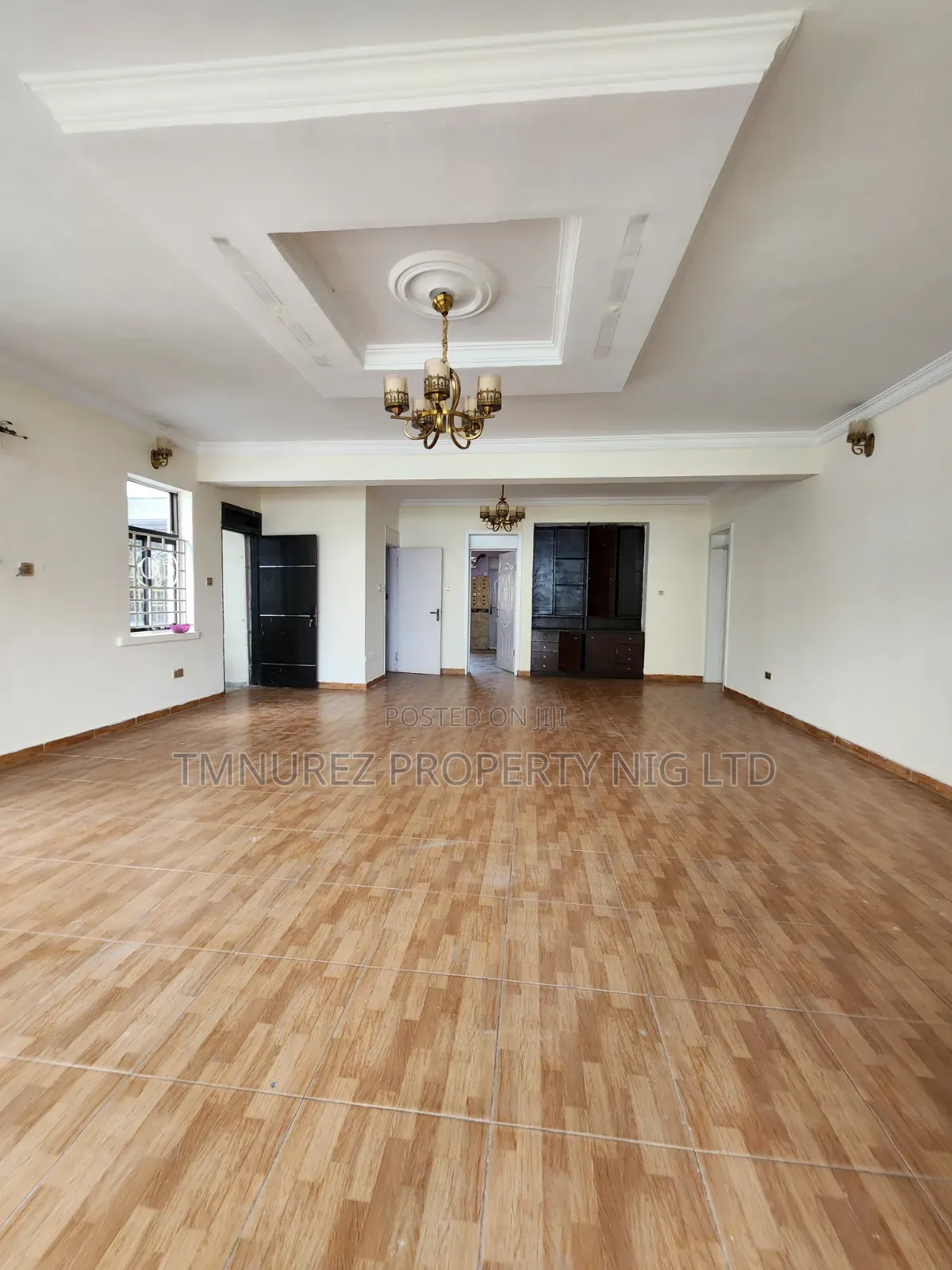 4bdrm Apartment in Kofo Abayomi for rent in Kofo Abayomi