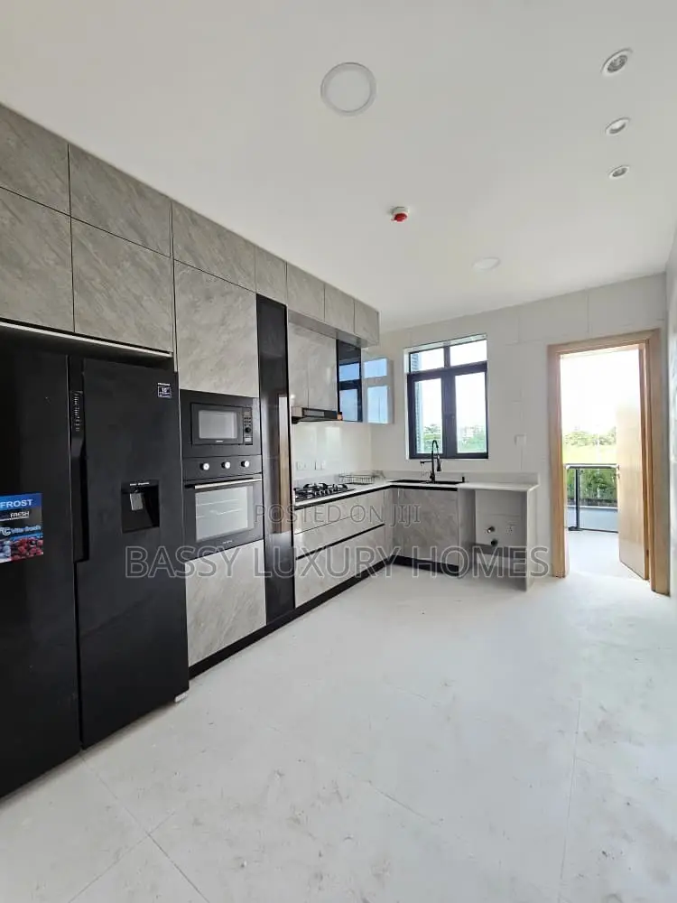 2bdrm Apartment in Ikate for sale in Ikate