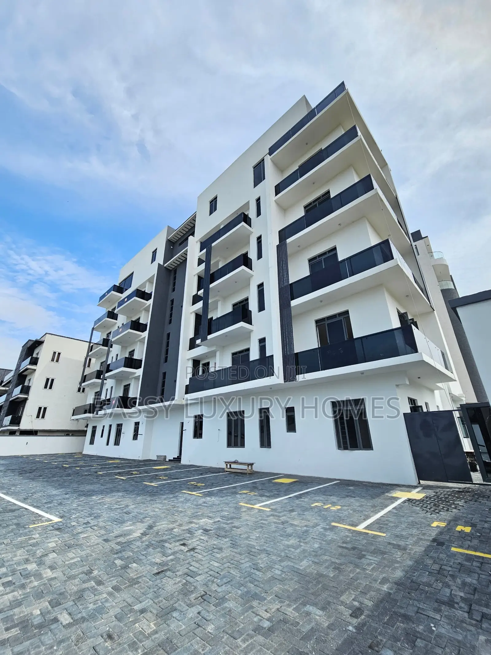 2bdrm Apartment in Ikate for sale in Ikate