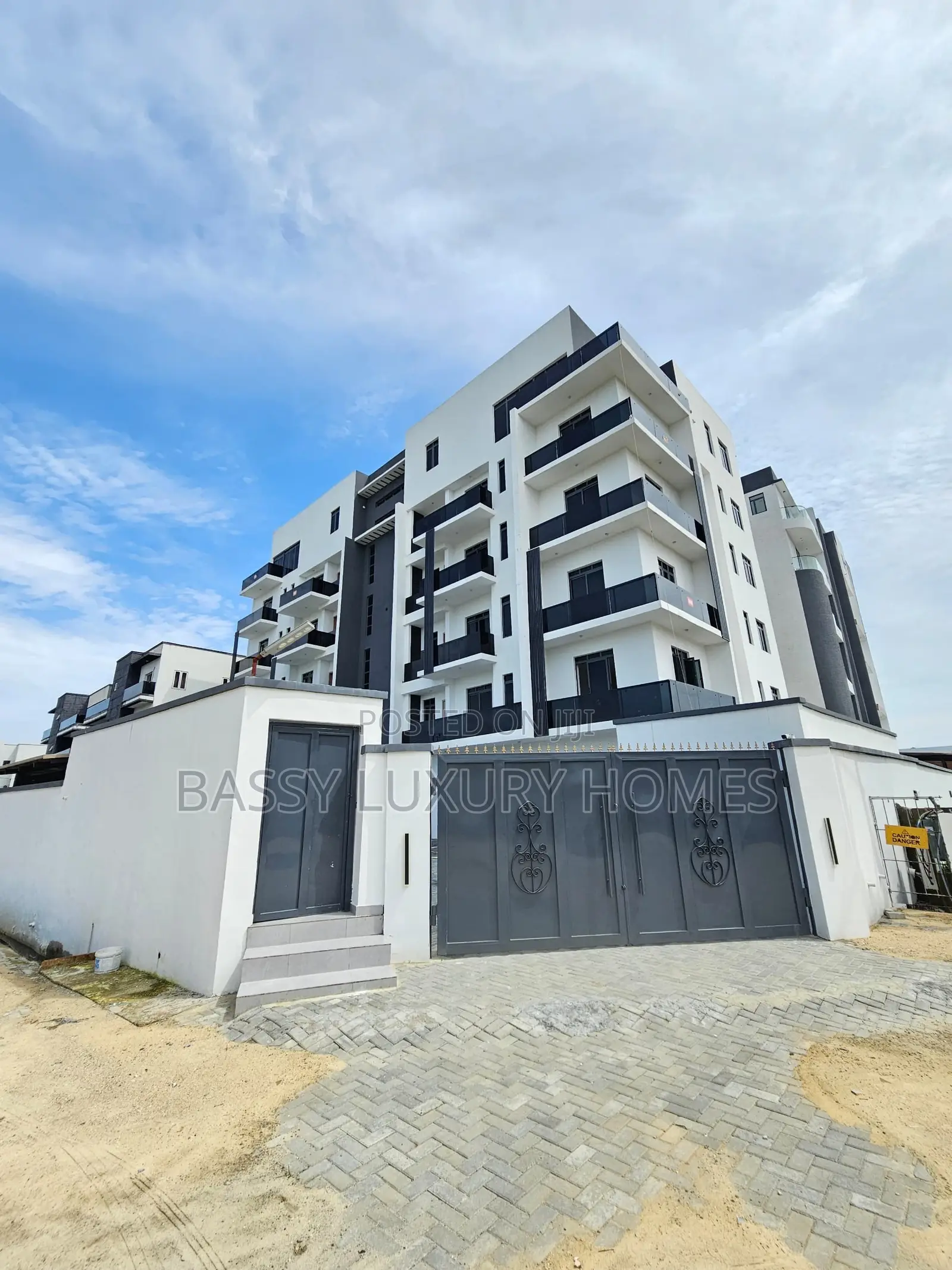 2bdrm Apartment in Ikate for sale in Ikate