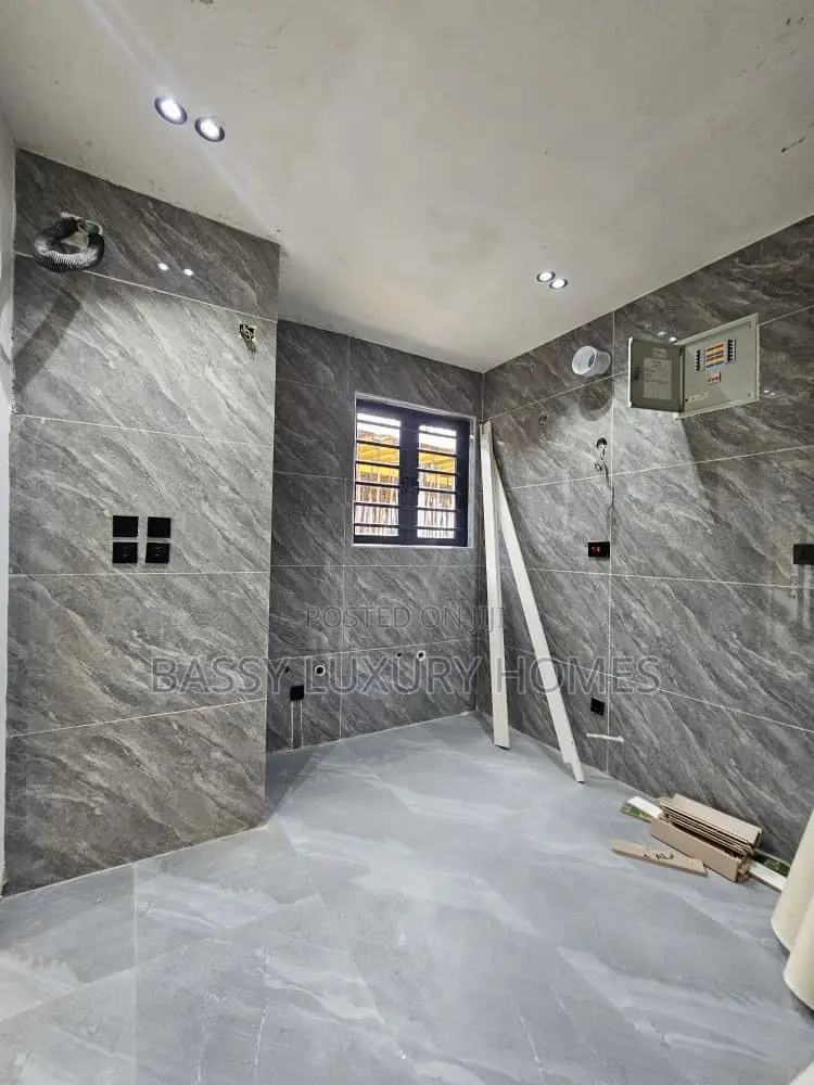 2bdrm Apartment in Lekki for sale in Lekki
