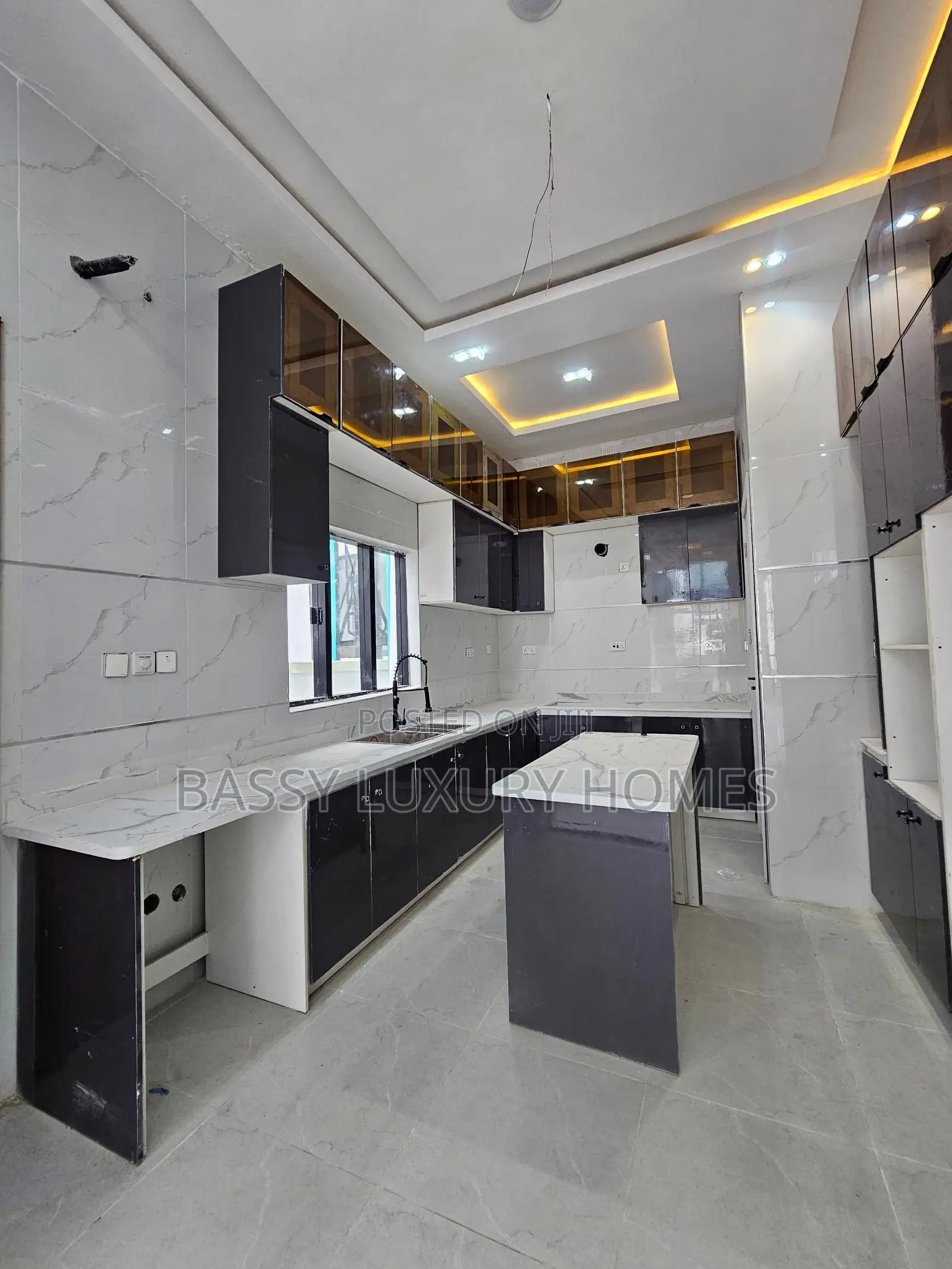 4bdrm Duplex in Lekki for sale in Lekki