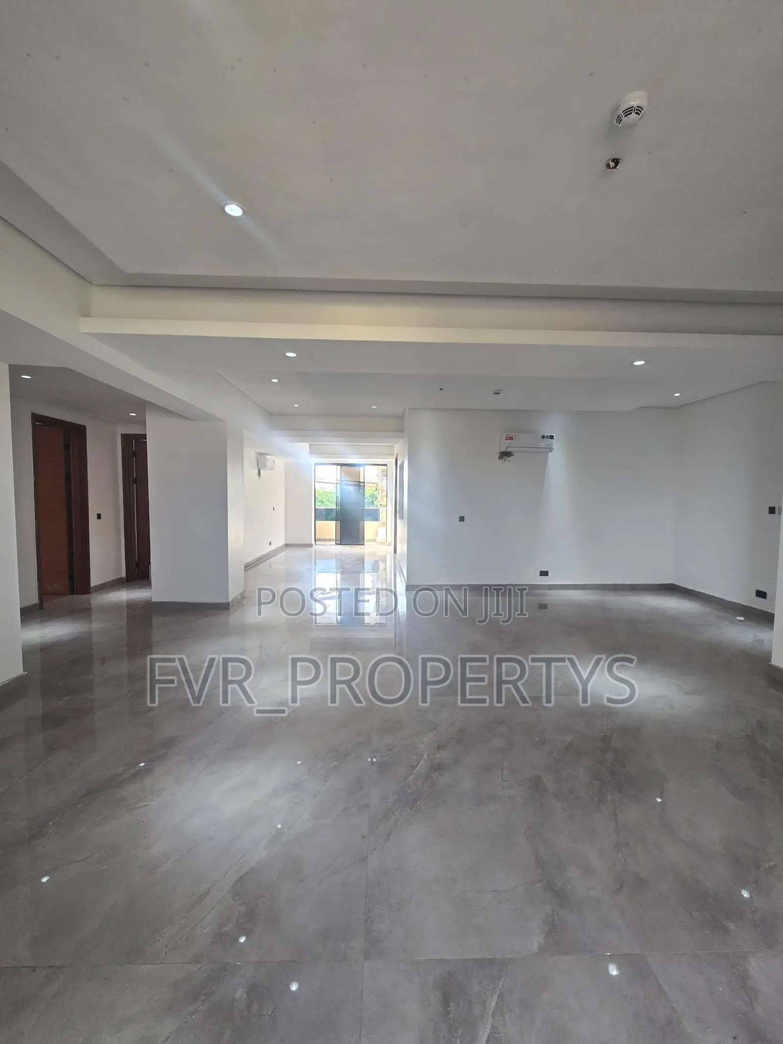 4bdrm Penthouse in Ikoyi Island for sale in Banana Island