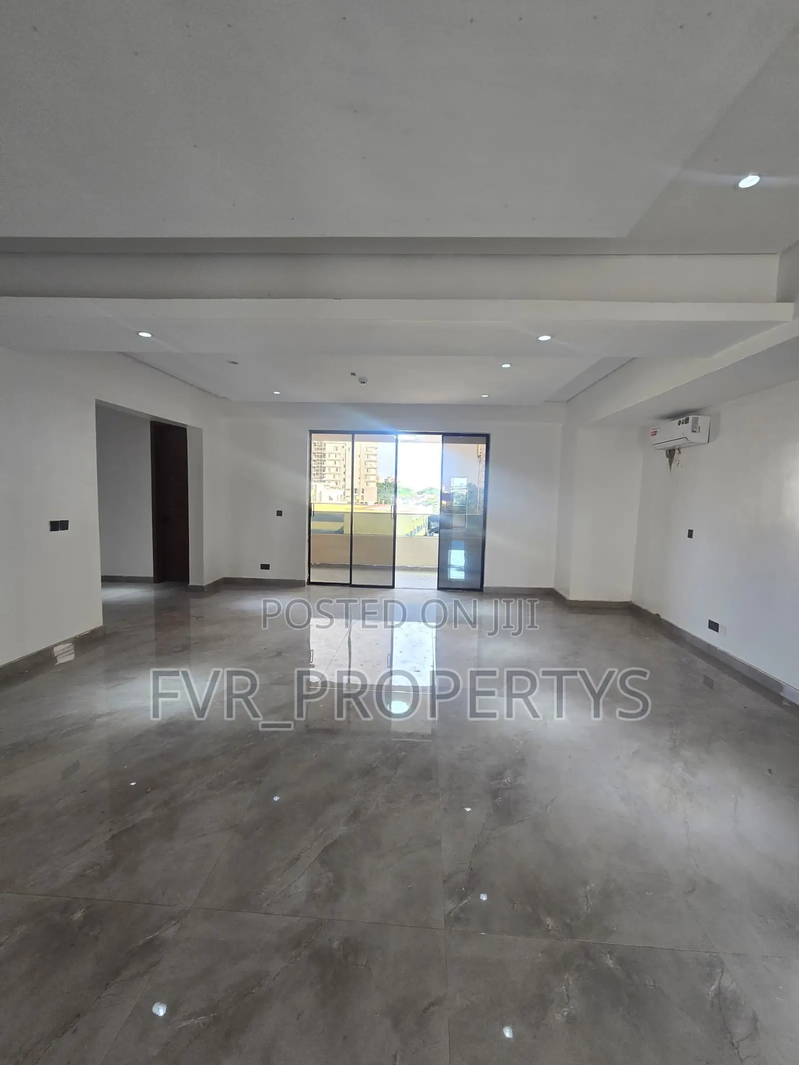 4bdrm Penthouse in Ikoyi Island for sale in Banana Island
