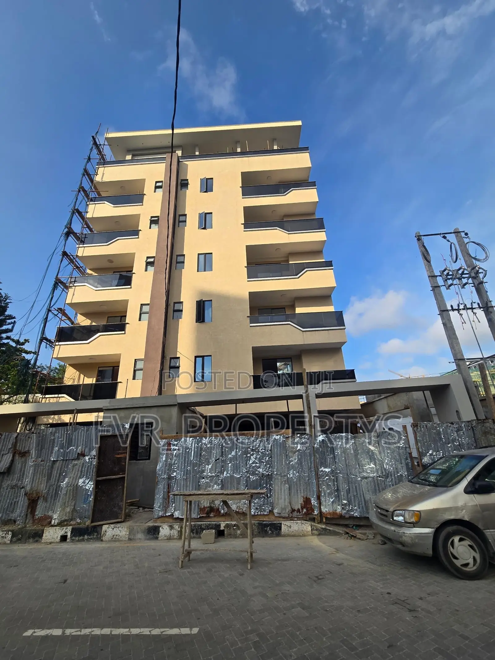 4bdrm Penthouse in Ikoyi Island for sale in Banana Island