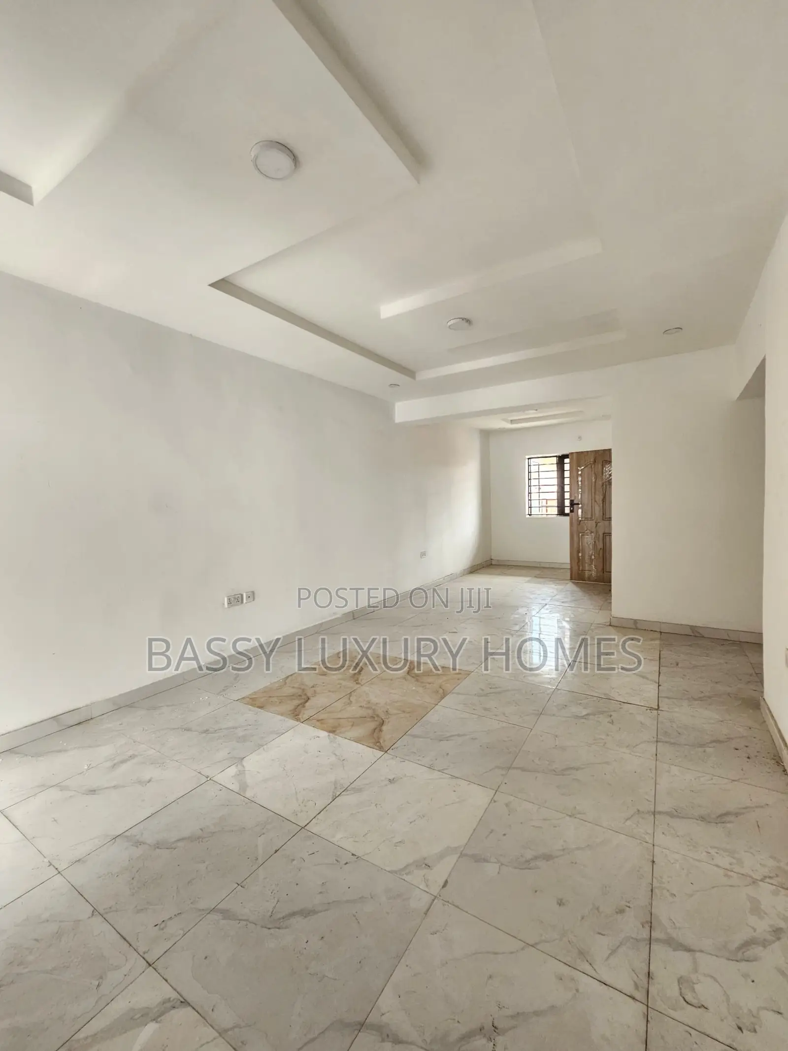 3bdrm Duplex in Ikate for sale in Ikate