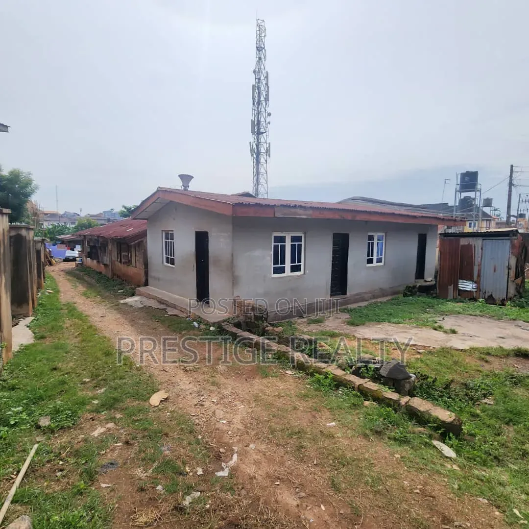 Plot of Land With Demolishable Structures for Sale at Aare, Old Bodija in Bodija