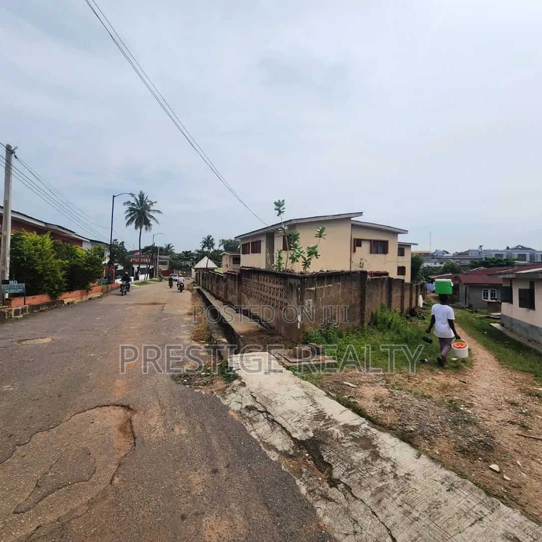 Plot of Land With Demolishable Structures for Sale at Aare, Old Bodija in Bodija