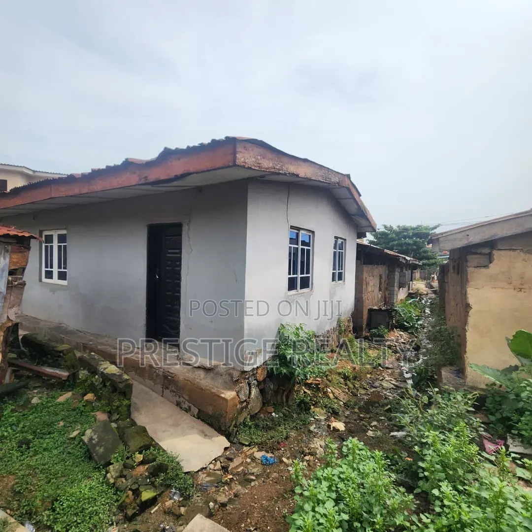 Plot of Land With Demolishable Structures for Sale at Aare, Old Bodija in Bodija