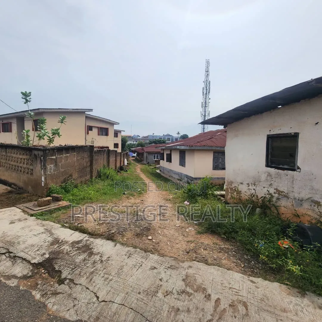 Plot of Land With Demolishable Structures for Sale at Aare, Old Bodija in Bodija