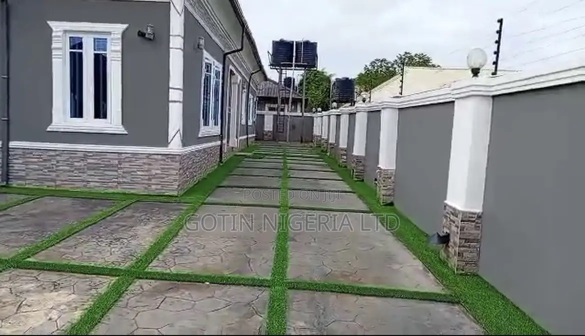 4bdrm Bungalow in Benin City for sale in Benin City