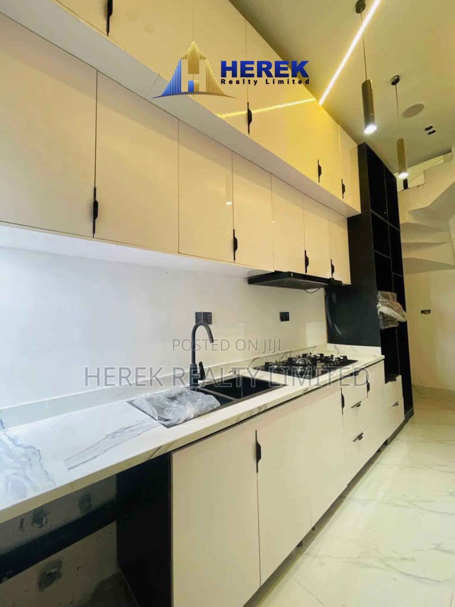 3bdrm Duplex in Lekki Palm City, Ado / Ajah for sale in Ado / Ajah