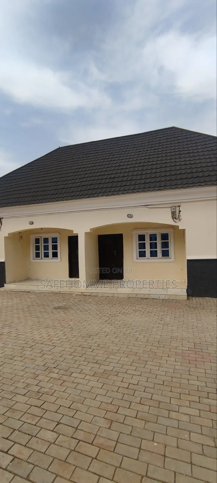 1bdrm Block of Flats in Karu for rent in Karu