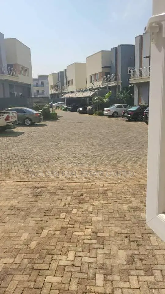 Furnished 4bdrm Duplex in Guzape District for rent in Guzape District