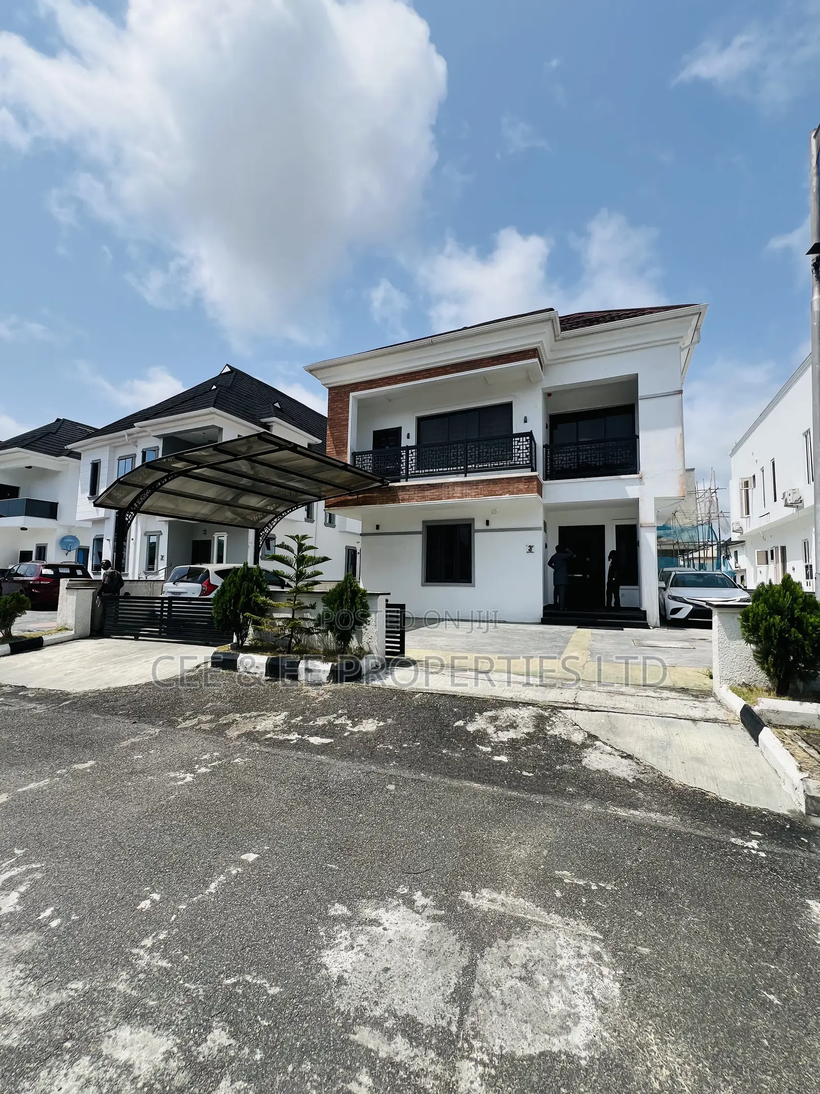 4bdrm Duplex in Sapphire Garden, Awoyaya for sale in Awoyaya