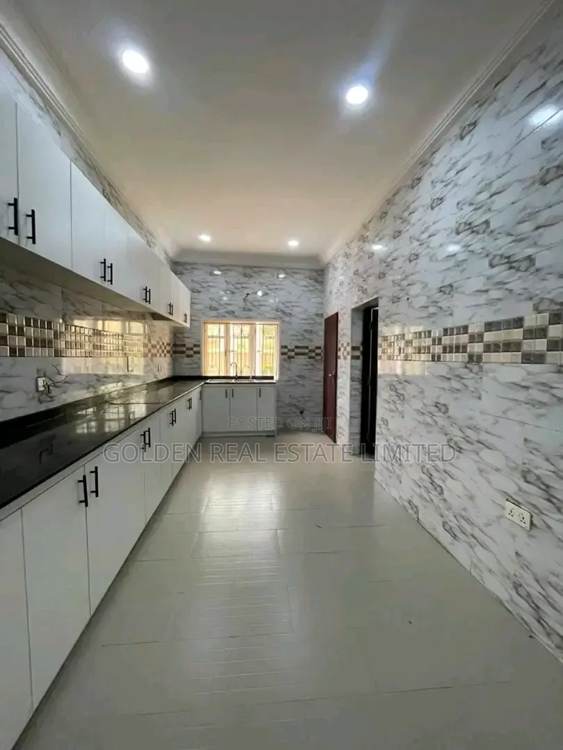 6bdrm Townhouse / Terrace in Katampe Extension for rent in Katampe Extension
