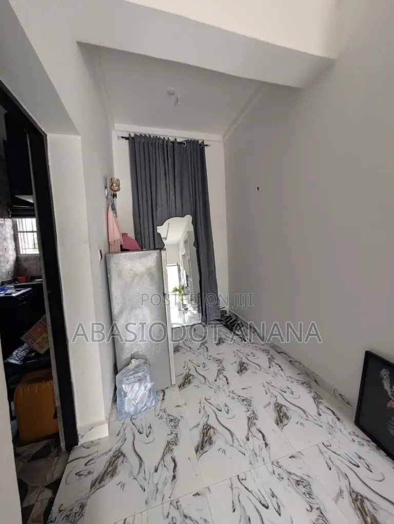 2bdrm Apartment in Udo Udoma/Ring Road3, Uyo for rent in Uyo