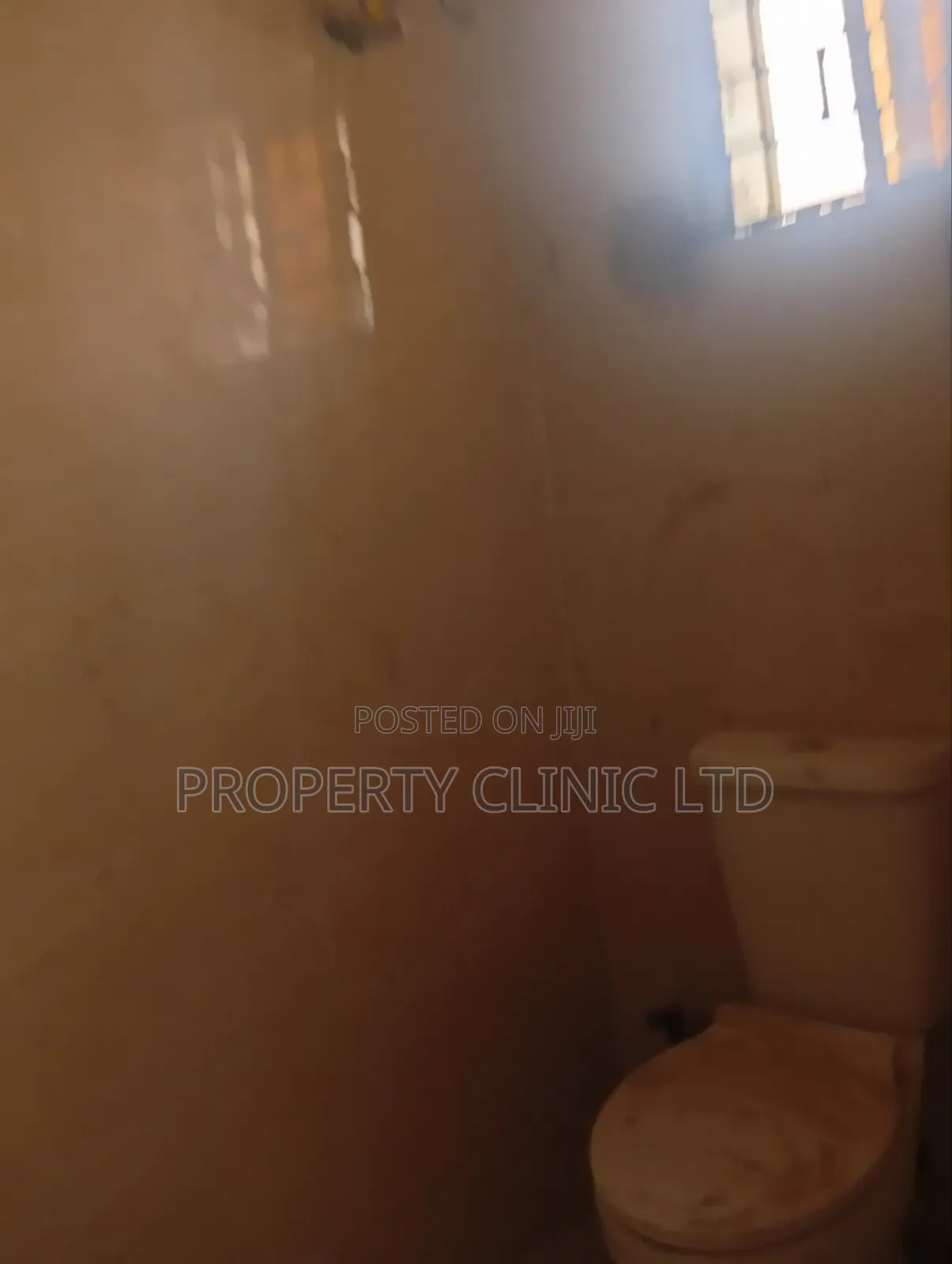 3bdrm Block of Flats in Off Estaport Avenue for rent in Soluyi