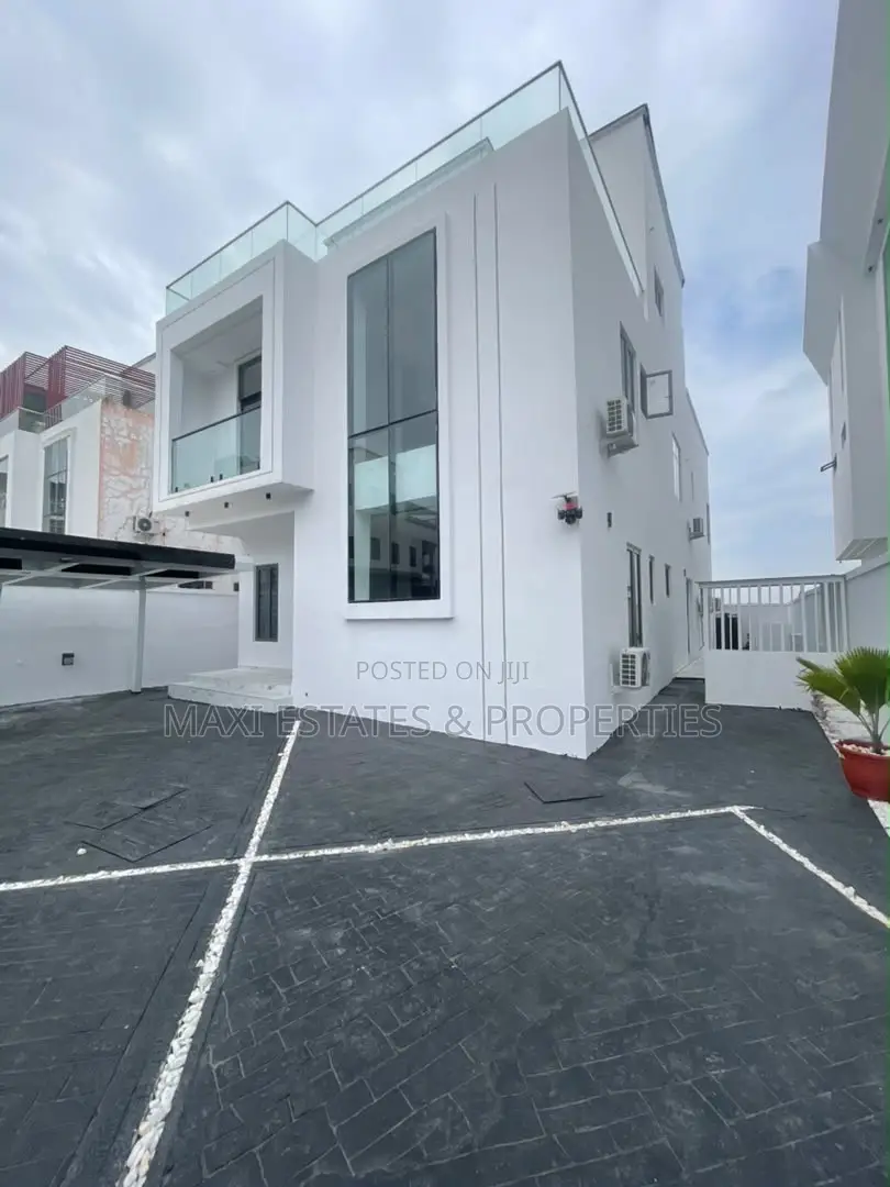 5bdrm Duplex in Osapa London for sale in Osapa london